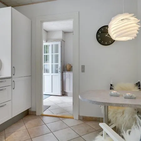 Neno - 2-2km From The Sea In Ne Jutland By Interhome * Aså